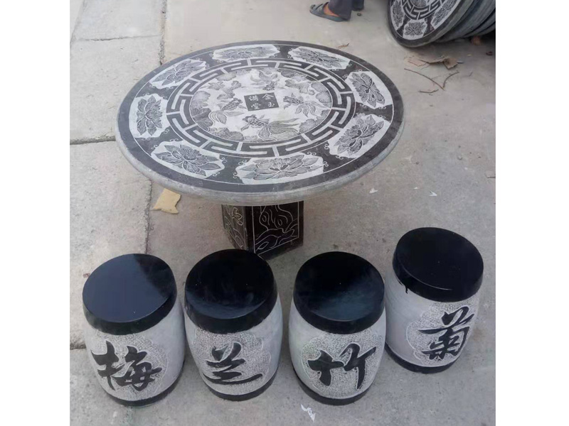 石桌石凳